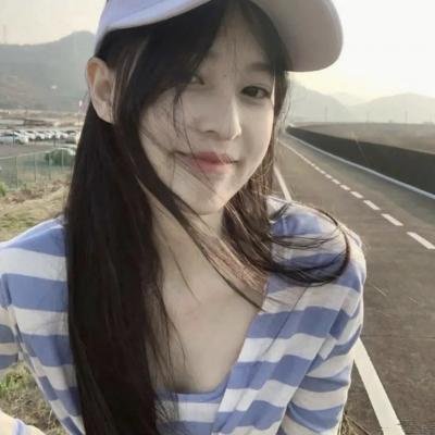 黄桷树下的孩子们